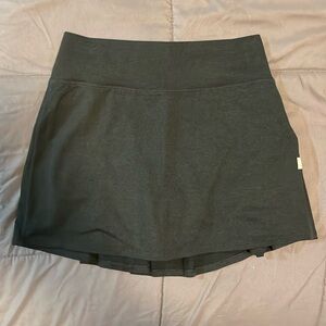 Vuori Halo Performance Skirt - Black Heather XS (DreamKnit)